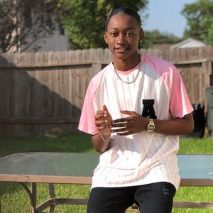 Meet your Posher, Bevelynn